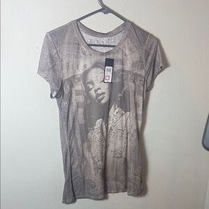GUESS Women's Graphic Tee in Gray